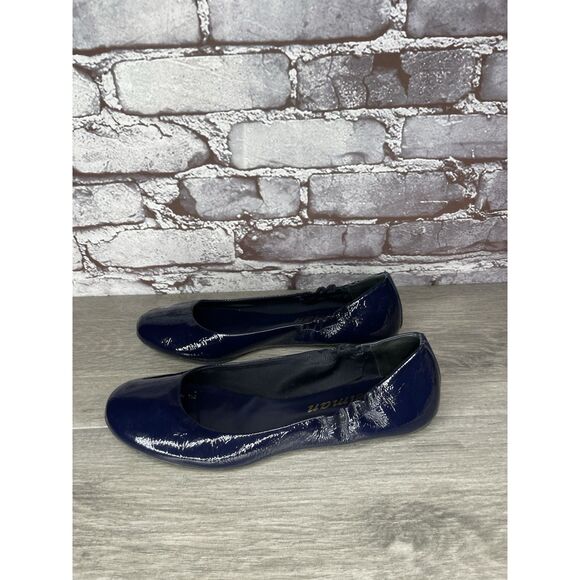 Delman Blue Patent Leather Ballet Hidden Heel Flats Women Sz 7M US/37.5EU - Picture 1 of 16